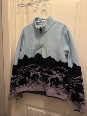 Woods mountain fleece